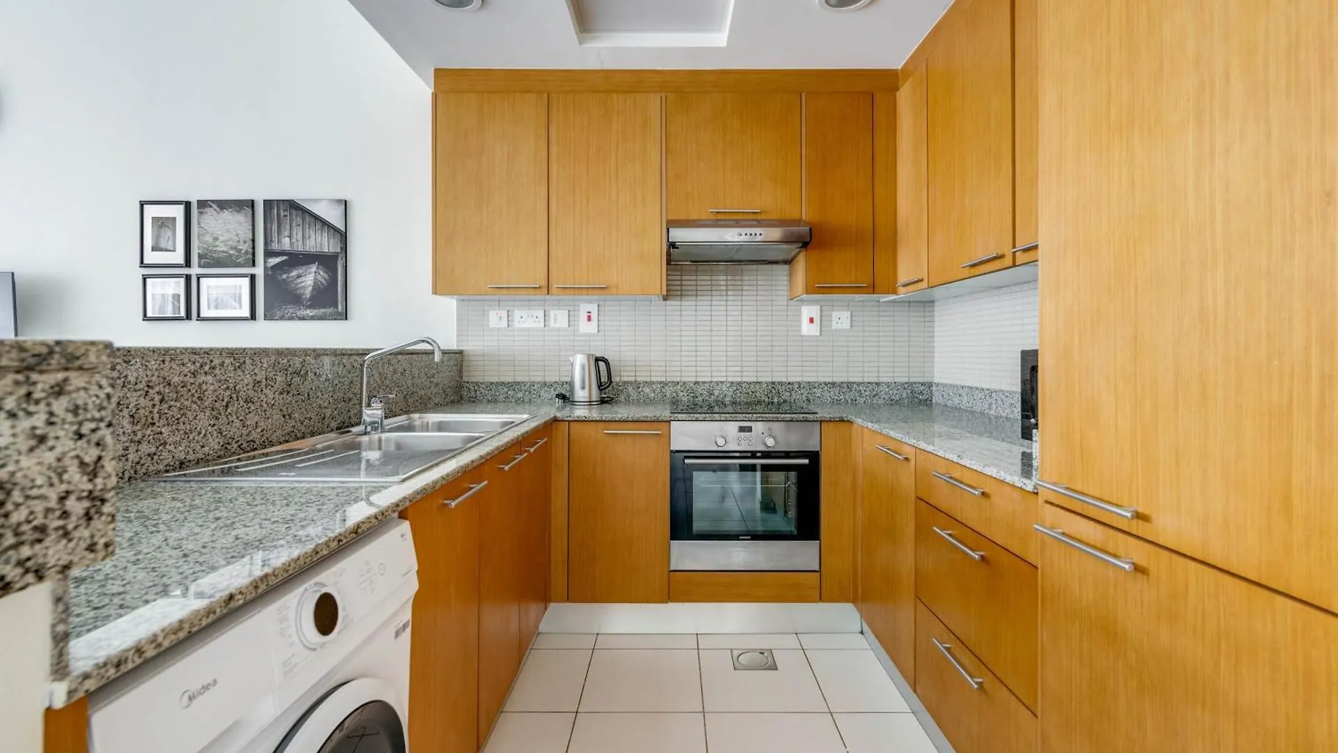 Knokey Bay Square Apartment Dubai