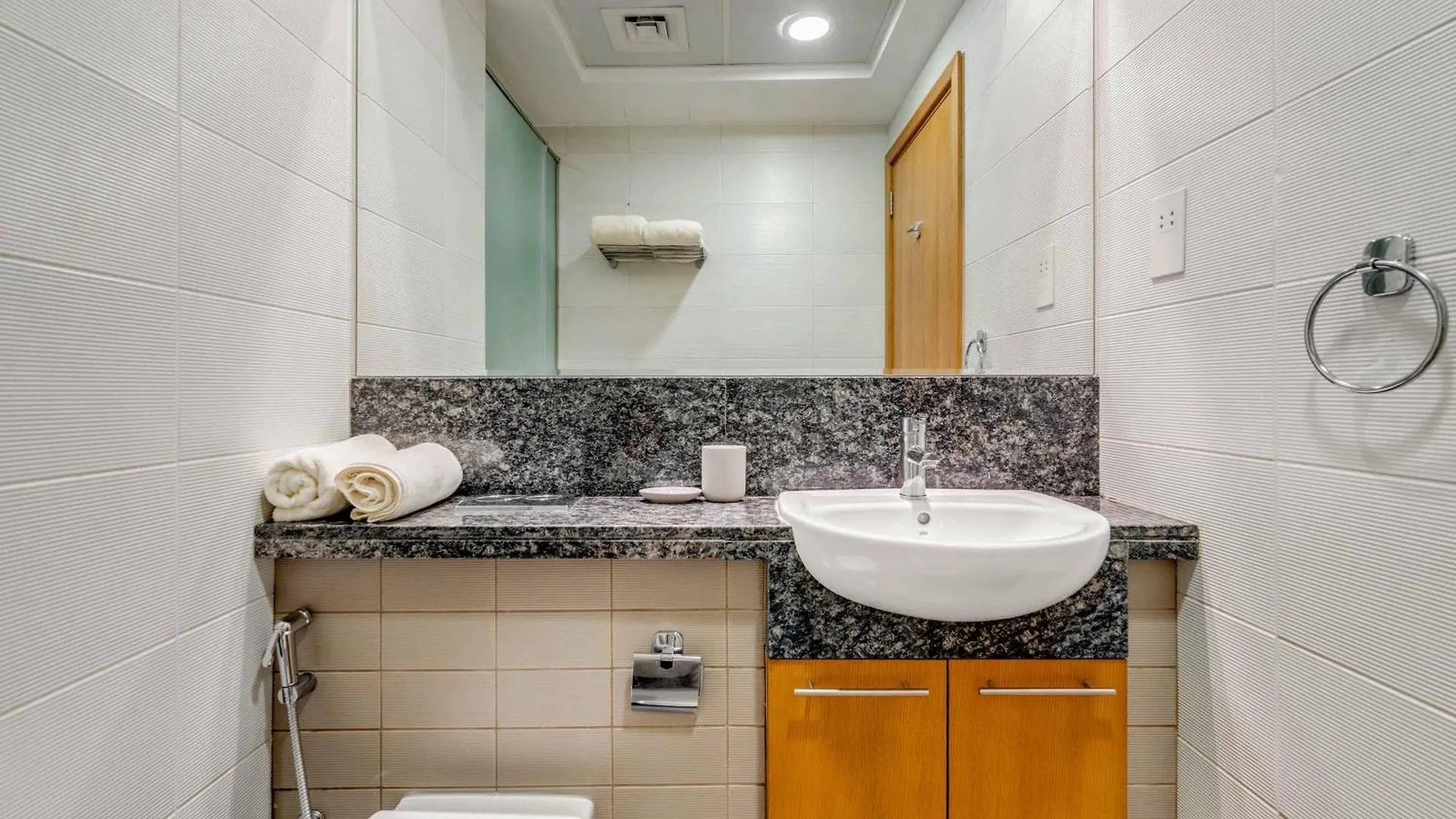 Knokey Bay Square Apartment Dubai