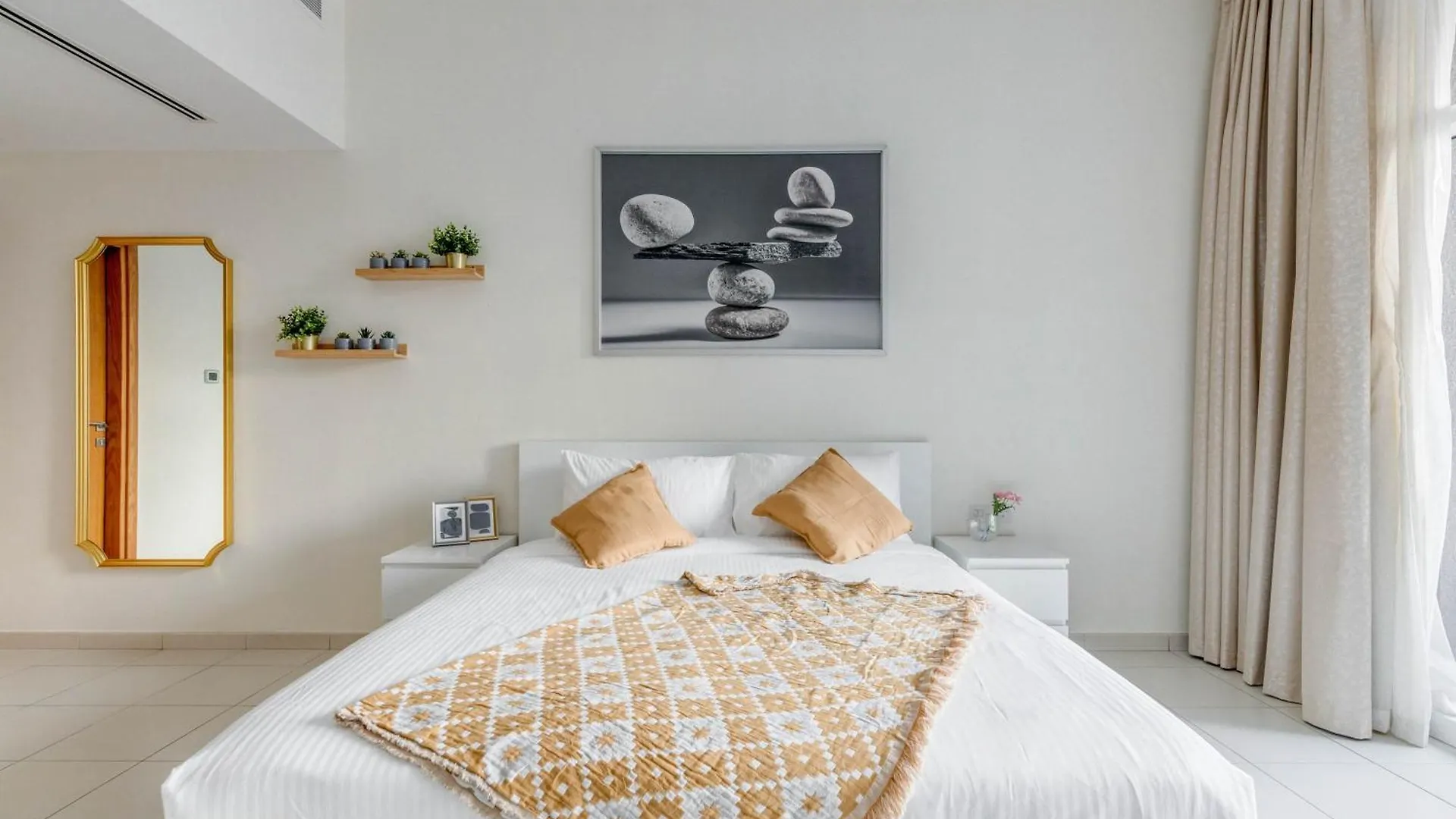 Knokey Bay Square Apartment Dubai United Arab Emirates